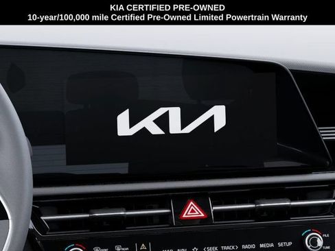 Certified 2025 Kia Niro EX FWD image 20