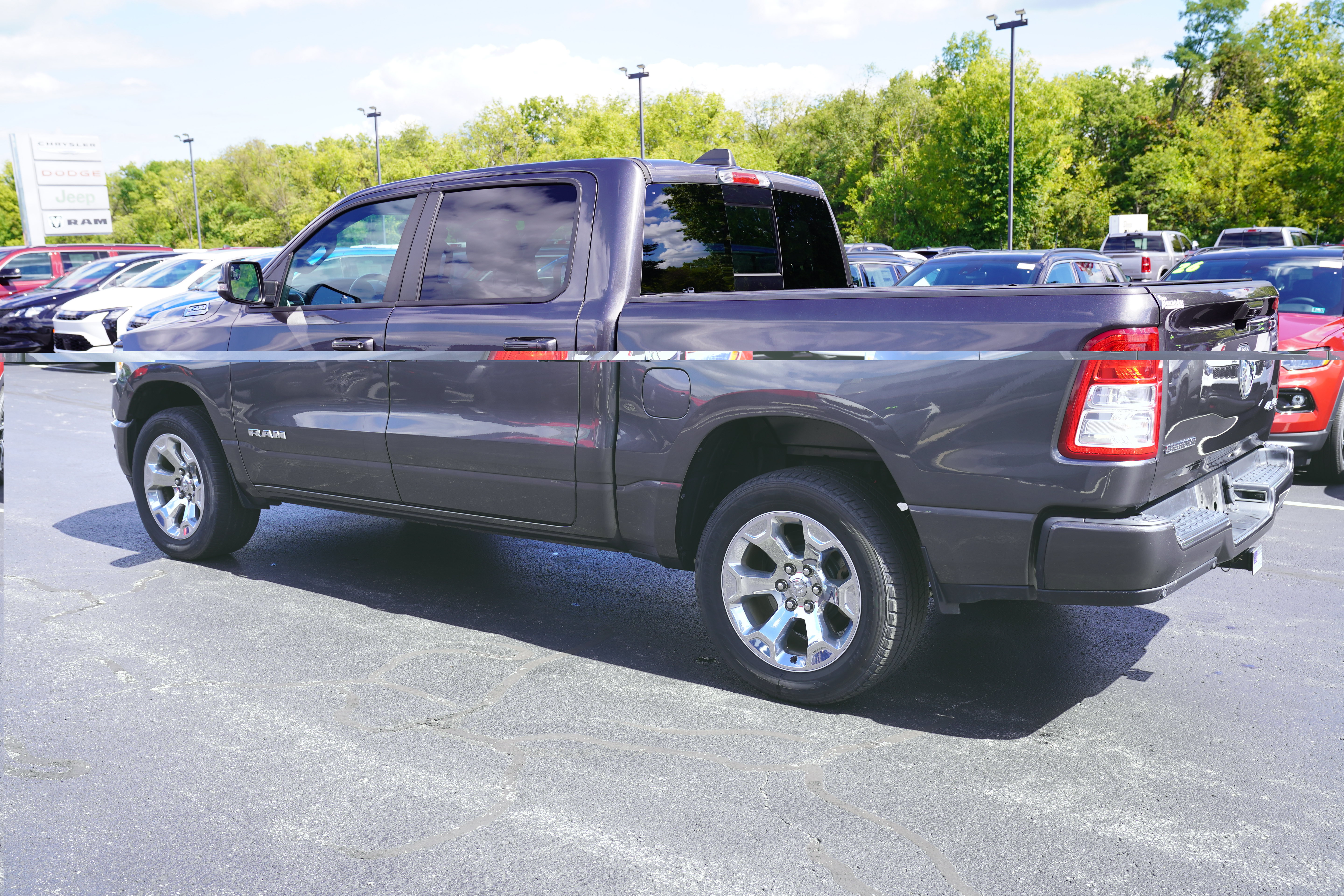 Used 2022 RAM 1500 Big Horn AWD/4WD image 8