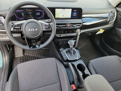 New 2026 Kia Seltos S image 8