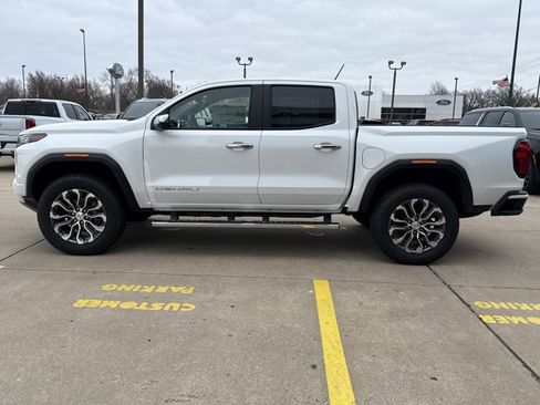 New 2026 GMC Canyon Denali image 10
