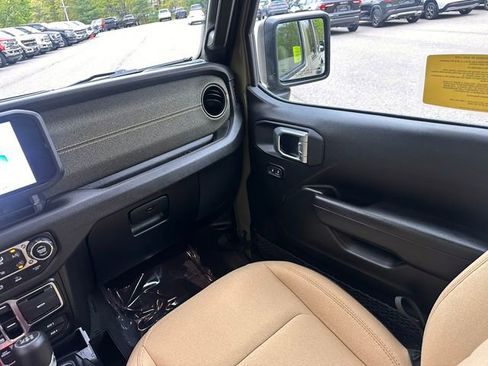 Used 2025 Jeep Wrangler Unlimited Sport S 4xe AWD/4WD image 23