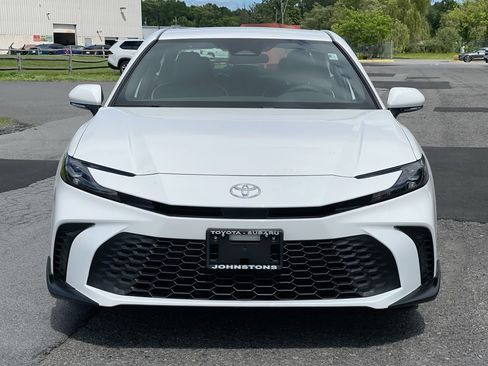 Used 2026 Toyota Camry SE FWD image 12