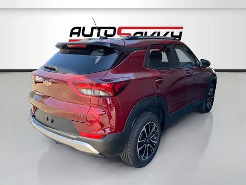 Used 2024 Chevrolet TrailBlazer LT image 7