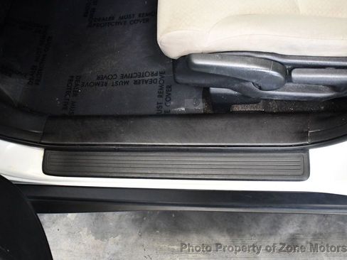 Used 2015 Honda CR-V LX image 7