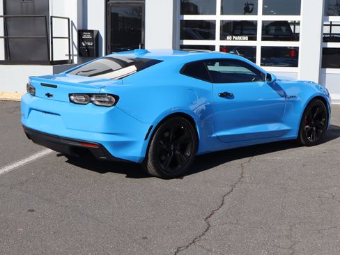 Used 2022 Chevrolet Camaro LT w/ RS Package image 10