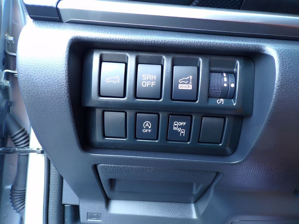 Used 2023 Subaru Forester Premium AWD/4WD image 25