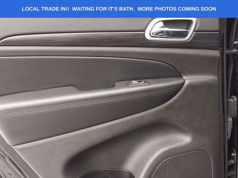 Used 2019 Jeep Grand Cherokee Altitude image 28