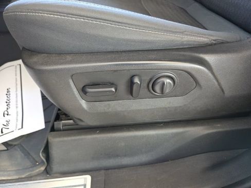 Used 2019 Chevrolet Silverado 1500 LT w/ All-Star Edition AWD/4WD image 44