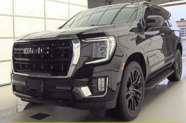 Used 2024 GMC Yukon SLE w/ Max Trailering Package AWD/4WD image 1