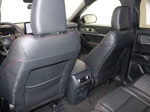New 2026 Ford Explorer ST-Line image 27