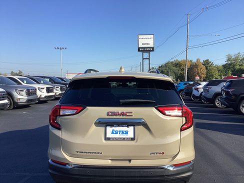Used 2022 GMC Terrain AT4 w/ Infotainment Package II image 5
