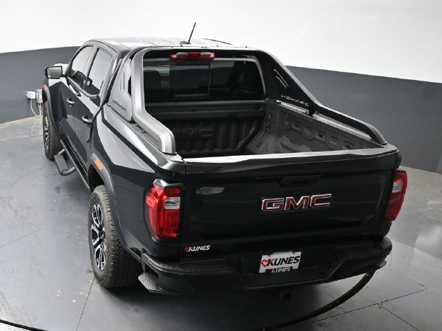 Used 2025 GMC Canyon AT4 w/ Nightfall Edition AWD/4WD image 40