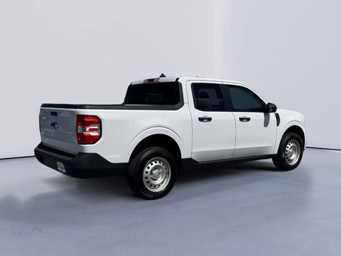 Used 2022 Ford Maverick XL image 5