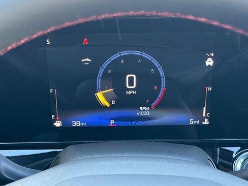New 2026 Chevrolet Trax RS w/ Driver Confidence Package FWD image 34