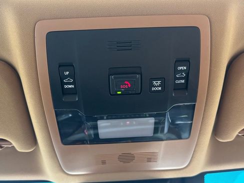 Used 2024 Lexus ES 350 w/ Premium Package FWD image 34