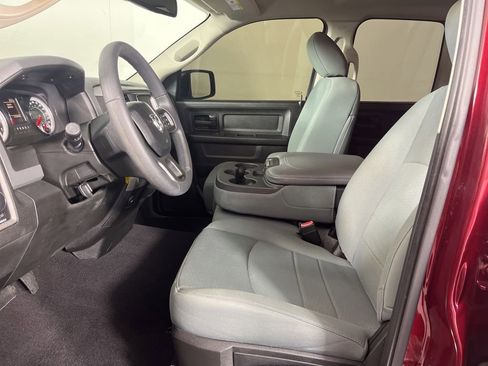 Used 2019 RAM 1500 Tradesman w/ Popular Equipment Group RWD image 17
