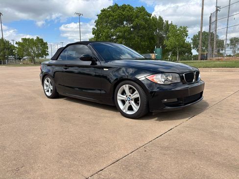 Used 2009 BMW 128i Convertible RWD image 40