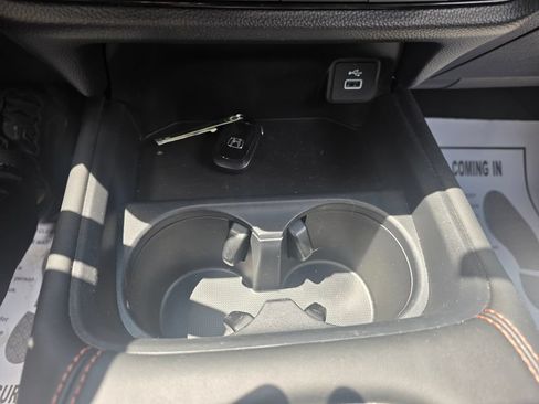 Certified 2024 Honda HR-V Sport image 17