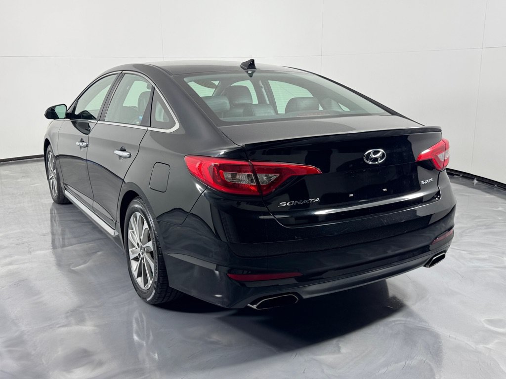 Used 2017 Hyundai Sonata Sport w/ Value Edition Package 02 FWD image 7