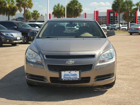 Used 2010 Chevrolet Malibu LS FWD image 6