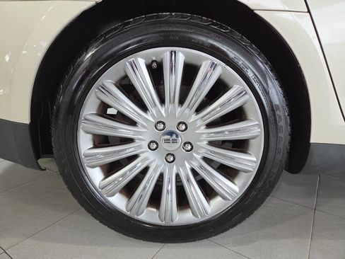 Used 2015 Lincoln MKS AWD w/ Equipment Group 101A image 10