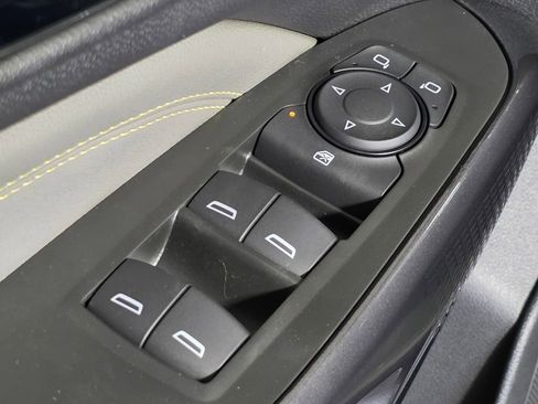 New 2026 Chevrolet Trax ACTIV w/ Sunroof Package image 21