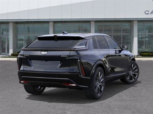 New 2026 Cadillac Lyriq Signature Sport AWD/4WD image 5