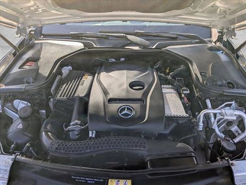 Used 2017 Mercedes-Benz E 300 4MATIC image 24