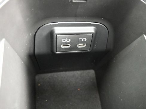 Used 2024 Toyota RAV4 XLE Premium FWD image 13