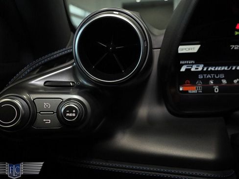 Used 2022 Ferrari F8 Tributo RWD image 33