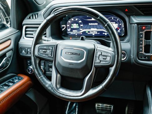Used 2024 GMC Yukon Denali Ultimate image 14