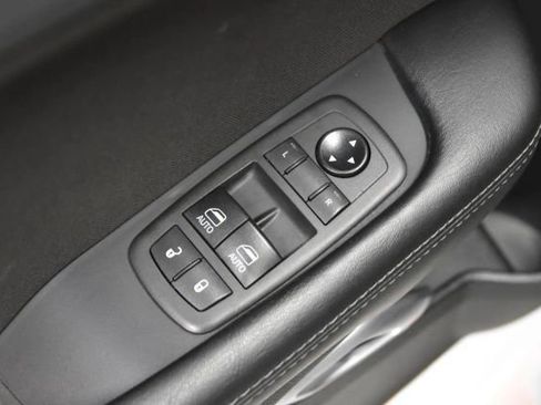 Used 2021 Dodge Challenger R/T image 15