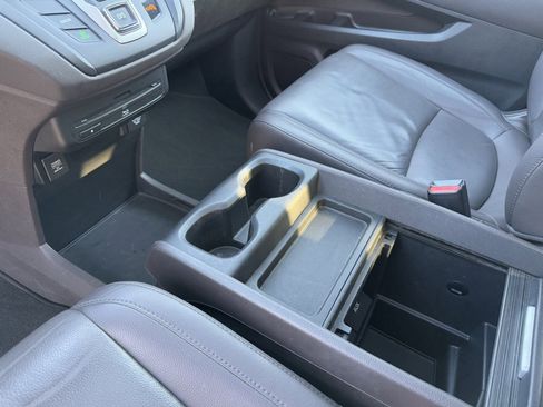 Used 2018 Honda Odyssey EX-L image 13