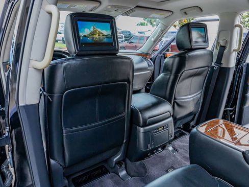 Used 2019 INFINITI QX80 Luxe w/ 22" Wheel Package RWD image 32