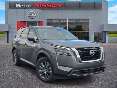 Certified 2025 Nissan Pathfinder SV