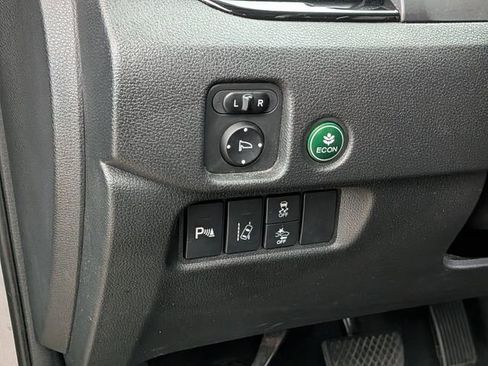 Used 2018 Honda Pilot Elite image 14