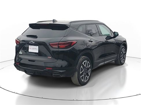 Certified 2023 Chevrolet Blazer RS w/ Enhanced Convenience Package image 4