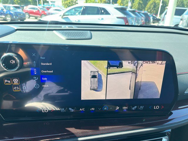 New 2027 Chevrolet Traverse RS w/ LPO, Floor Liner Package FWD image 32