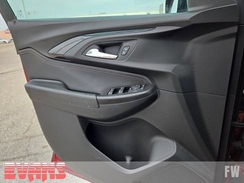 Used 2022 Chevrolet TrailBlazer RS AWD/4WD image 17