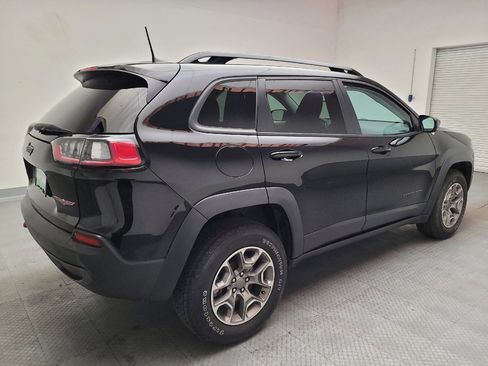 Used 2022 Jeep Cherokee Trailhawk AWD/4WD image 9