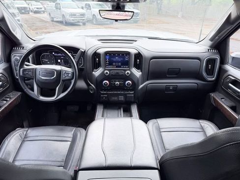 Used 2023 GMC Sierra 3500 Denali w/ Technology Package image 18