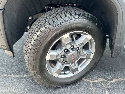 New 2026 GMC Sierra 2500 SLT w/ SLT Premium Package AWD/4WD image 24