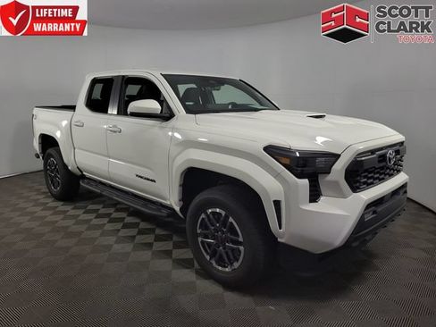 Used 2024 Toyota Tacoma TRD Sport RWD image 1