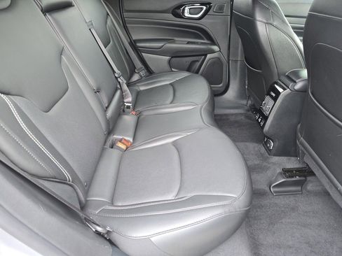 Used 2022 Jeep Compass High Altitude image 30