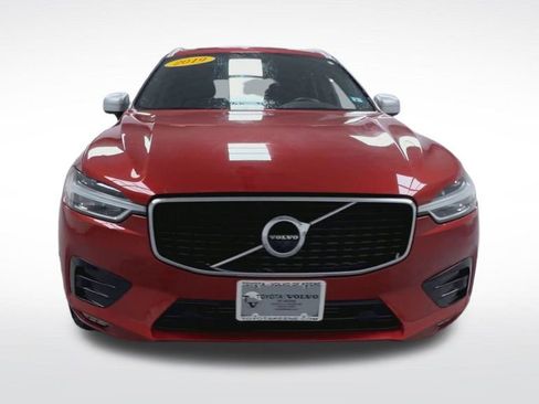 Used 2019 Volvo XC60 T6 R-Design image 3
