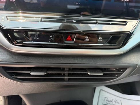 Used 2021 Volkswagen ID.4 Pro S RWD image 23