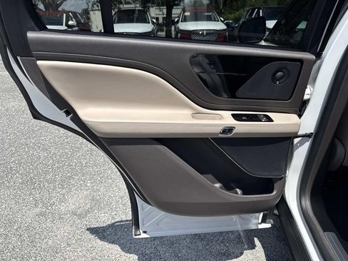 Certified 2021 Lincoln Aviator Reserve w/ Elements Package Plus RWD image 13