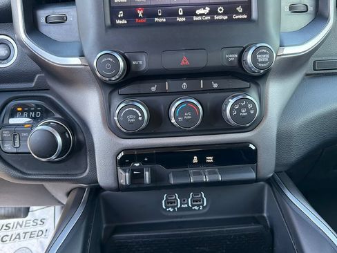 Used 2019 RAM 2500 Big Horn AWD/4WD image 32