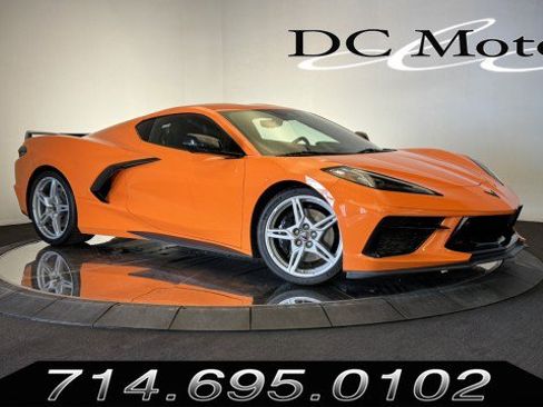 Used 2024 Chevrolet Corvette Stingray Premium Cpe w/ Z51 Performance Package RWD image 1