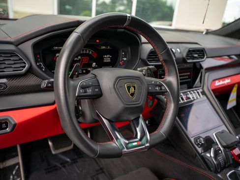 Used 2023 Lamborghini Urus S AWD/4WD image 33